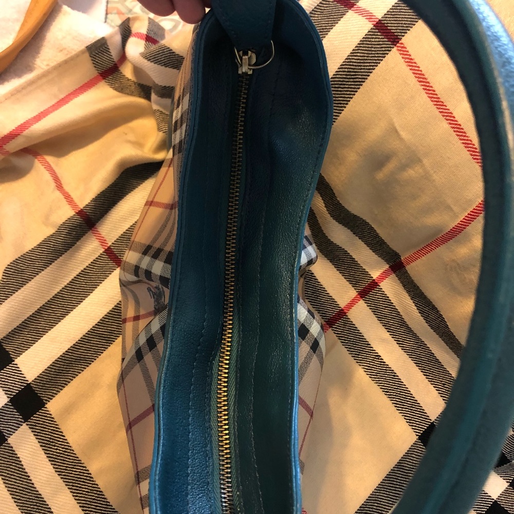 Burberry pair! 👠 and 👜! 💥 not bundle deal sold - Picture 3 of 8